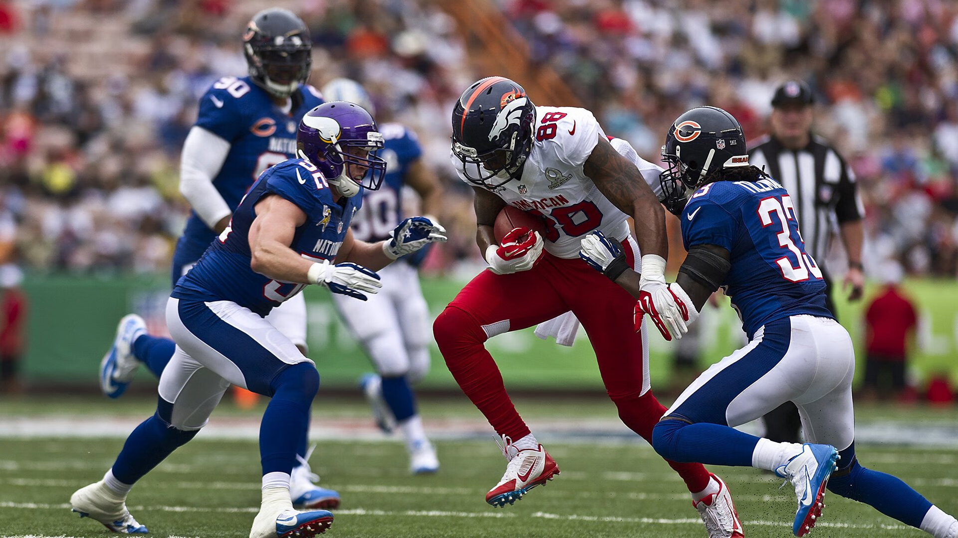 《PUBGMobile》极限挑战全球对决，操作与策略的巅峰！